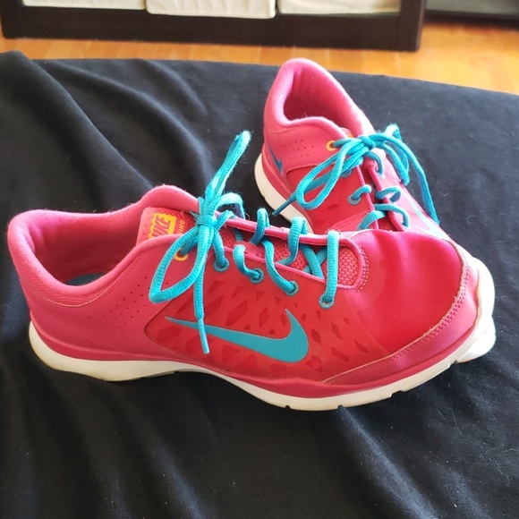 Nike Shoes - Pink Nike training shoes